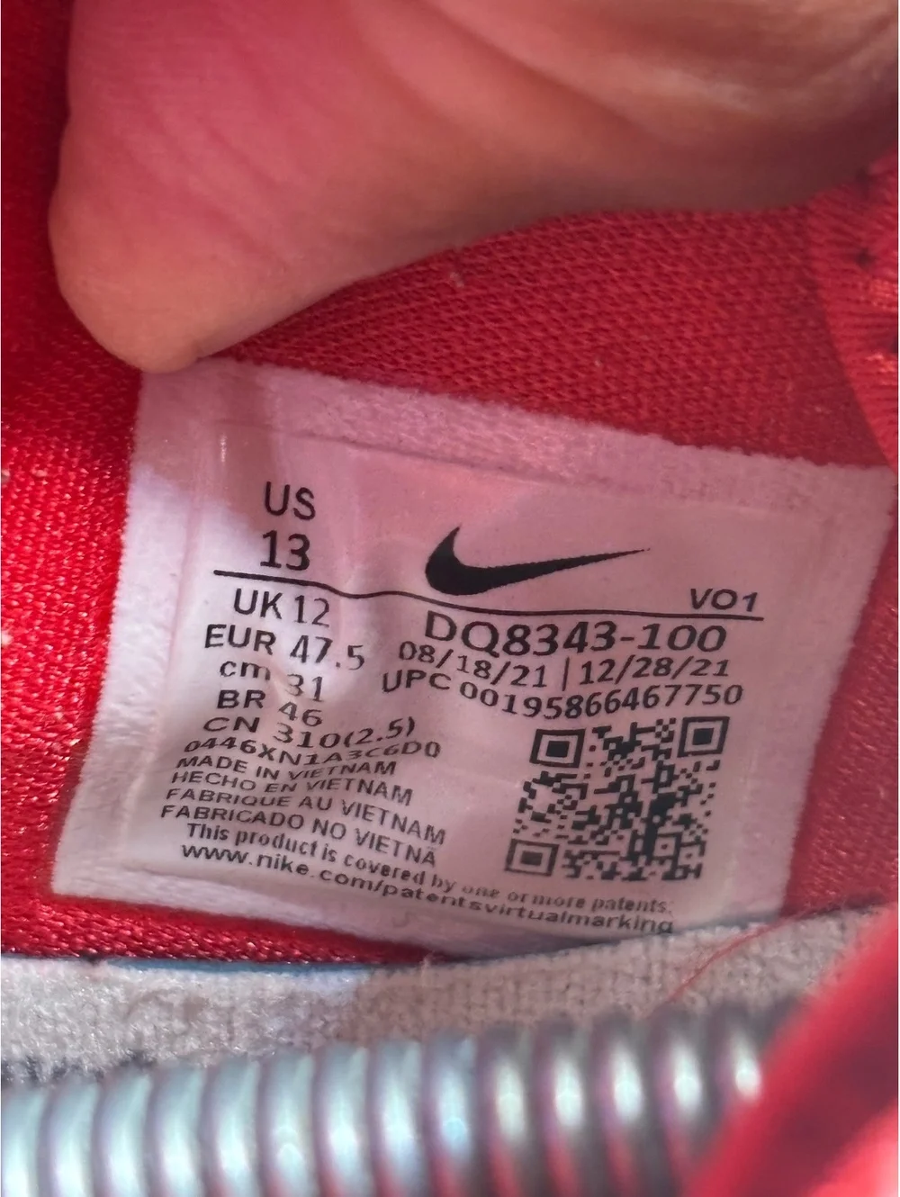 Nike LeBron 19 low magic fruity pebbles